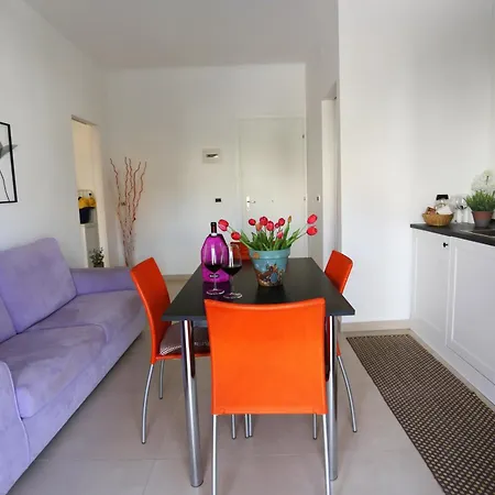 Carlo House Apartment